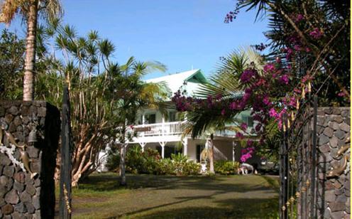 Lava Tree Tropic Inn Pahoa Eksteriør bilde