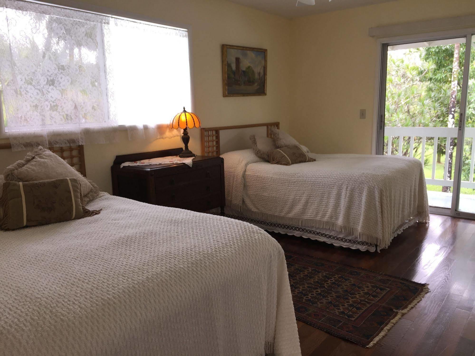 Lava Tree Tropic Inn Pahoa Eksteriør bilde